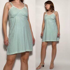 Vintage 1940s Mint Green Bias Cut House Dress Slip -- Medium to Large